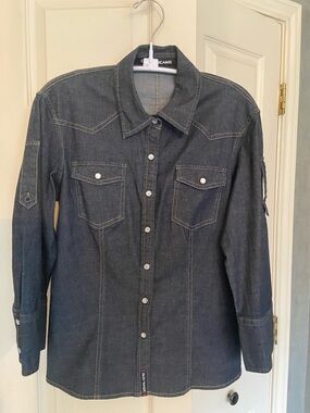 DKNY Denim 3/4 sleeve blouse Size 6